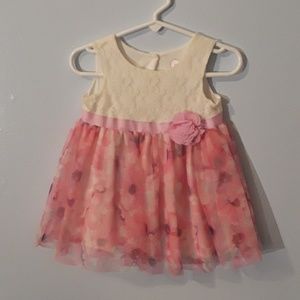 Baby's light pink dress
